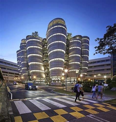 This Amazing University Building In Singapore Has No Corners