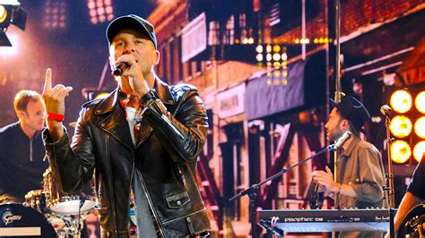 Watch The Voice Highlight Onerepublic Performs Their Latest Single