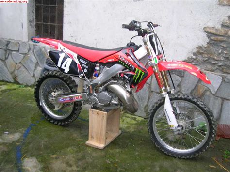 Our contributor pigmig collected and uploaded the top 12 images of honda 125 motocross below. Honda cr 125