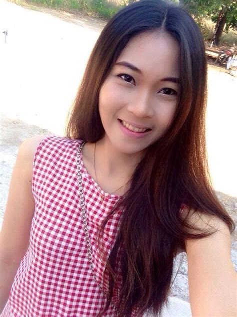 pin auf selfie by cute and sexy thai girls