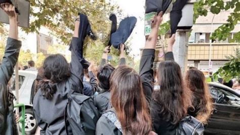 اعتراضات ایران؛ نگرانی از بازداشت دانش‌آموزان و کشتار کودکان Bbc News فارسی