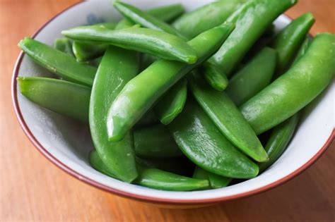 How To Cook Snow Peas By Boiling Them Livestrongcom