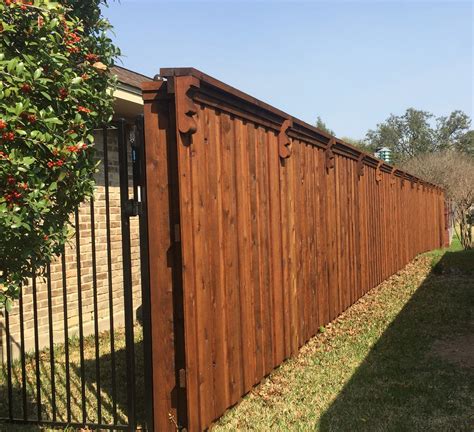 Free for commercial use no attribution required high quality images. Privacy Fences | A Better Fence Company | Board on Board Wood Fences