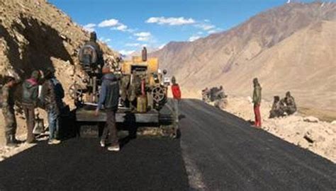 Bro Builds Worlds Highest Motorable Road In Ladakh At 19300 Feet