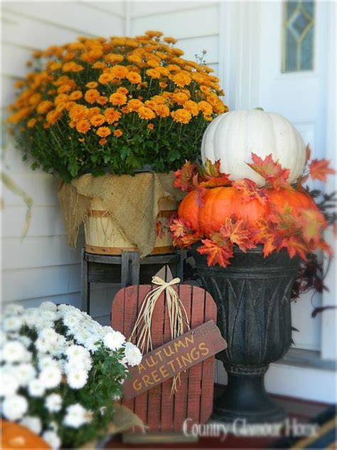 15 Lovely Fall Front Porch Decorating Ideas Decor Home Ideas Fall