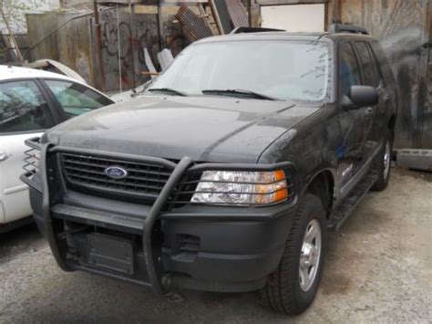 Sell Used 2005 Ford Explorer Advance Trac Rsc 4 Door 40l Eng In Bronx