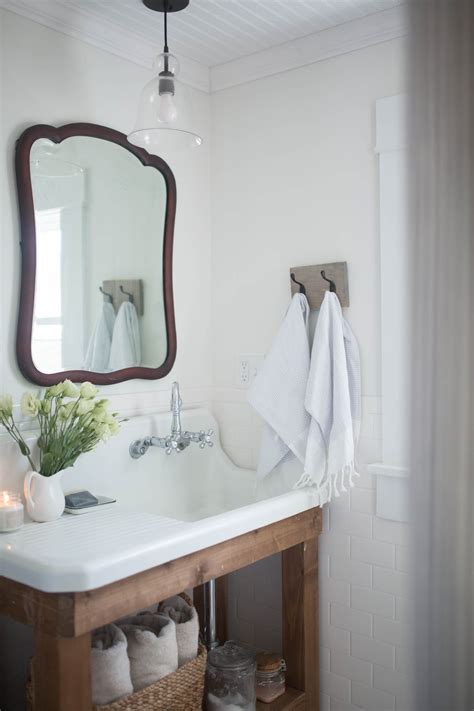 Top 10 modern bathroom design trends. 13 Beautiful Farmhouse Bathrooms - Hallstrom Home