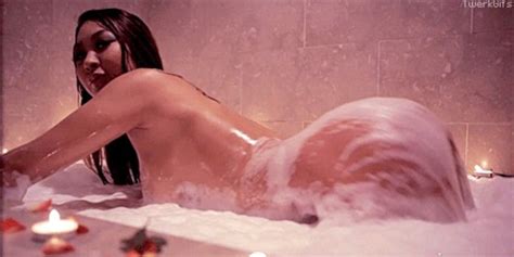 Cute Asian Twerking In Bubble Bath Darling Darla 44223 ›