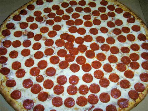 Giant Pepperoni Pizza 3 Random Photo 35707032 Fanpop