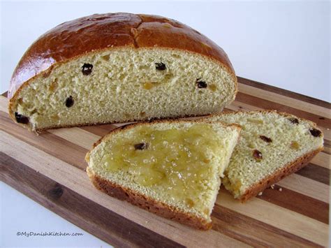 Julekake Is A Norwegian Christmas Bread Which Is Really Easy To Make