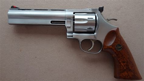 Dan Wesson Model Magnum Revolver Is It Worth The High Cost FortyFive