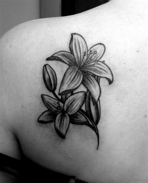 35 Beautiful Lily Flower Tattoo Designs Sheideas