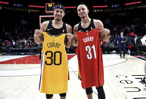 Stephen Curry To Face Brother Seth In Nba 3 Point Contest The