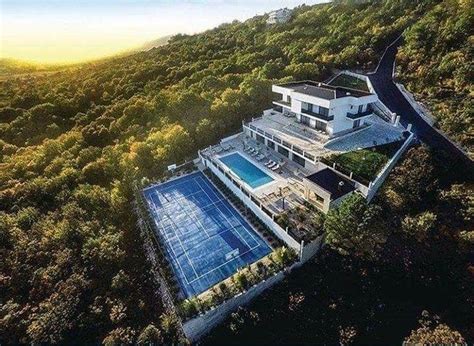 Home of Roger Federer | Backyard remodel, Vacation home ...