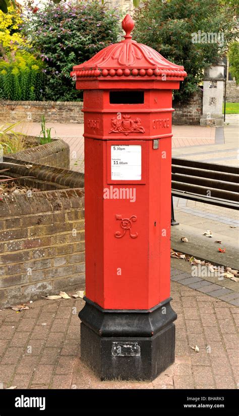 Uk Red Letterbox Hi Res Stock Photography And Images Alamy