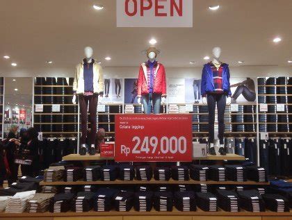 Juga welkam jika ada yang mau menjadi reseller berbagai produk di mall kami. Uniqlo Buka Toko ke-9 di Pondok Indah Mall dan Rilis ...