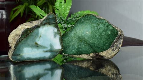 Heres Where You Should Place Jade Crystals In Your Home