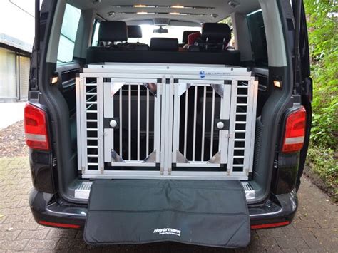 Hallo und herzlich willkommen auf unserer webseite. Individuelle Hundetransportbox/ Doppelbox für VW T5 Bus ...