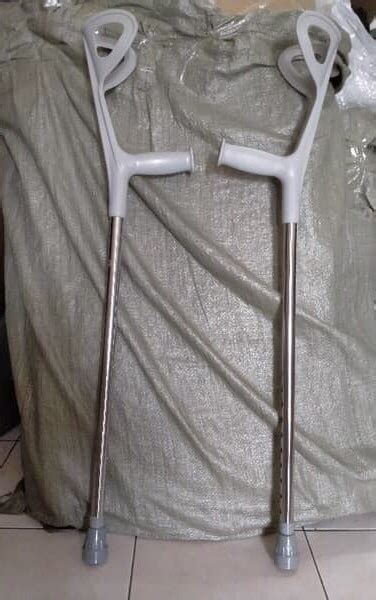 Forearm Elbow Crutches Everything Else Others On Carousell