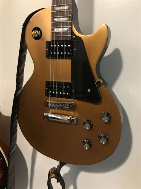 Gibson Les Paul S Tribute Satin Gold Top With Black Les Paul
