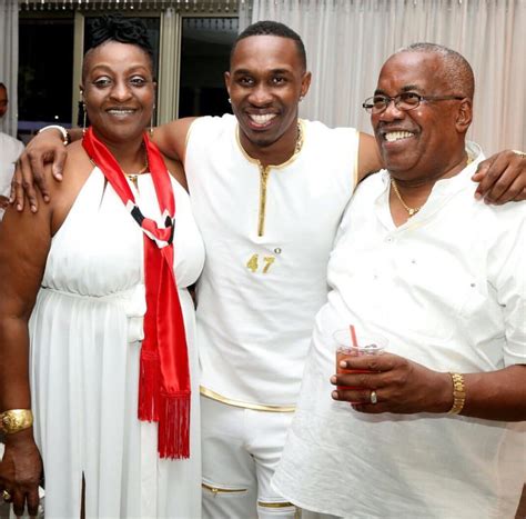 He is married and of age 35 years bravo is a good smasher of the ball and also gave good performance in ipl. Dwayne Bravo Family Photos, Father, Mother, Wife, Son ...