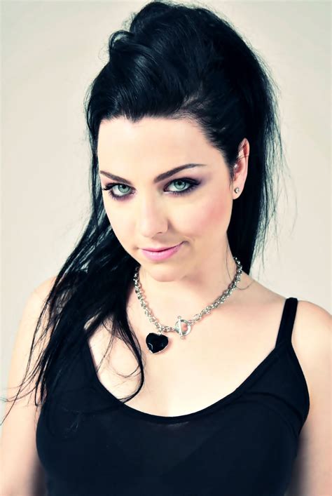 Four Artists You Didnt Know Attended Mtsu Amy Lee Amy Amy Lee