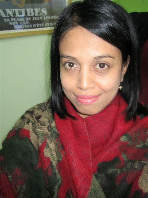 Search nearly 14 million words and phrases in more than 470 language pairs. We Tell Sweet Stories: Bulu Roma Tegak Berdiri.