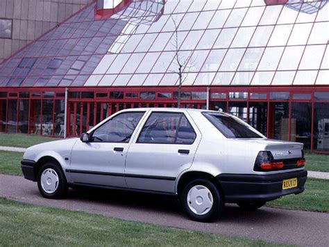 Renault 19 16v 1992 — Parts And Specs