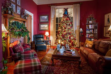Celebrate Christmas Past With These Holiday Home Tours Official