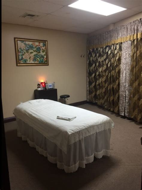Massage Virginia Beach Contacts Location And Reviews Zarimassage