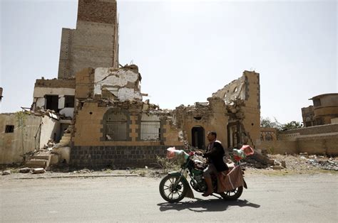 Saudi Led Coalition Announces Yemen Cease Fire To Avoid Covid Outbreak Daily Sabah