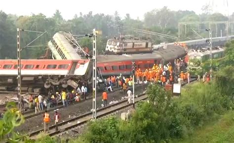 ओडिशा ट्रेन हादसा 5 ‎km दूर तक लोगों ने सुनी ट्रेन के टकराने की आवाज