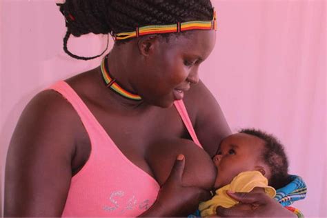Maternit Allaitement Maternel Les Mamans Du Togo Sont F Liciter