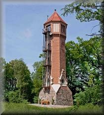 It's a other size geocache, with difficulty of 1.5, terrain of 2. Ungewöhnlich übernachten - Woanders Nacht