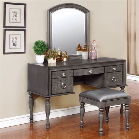 Avalon Furniture Glam Style Vanity Set With Mirror