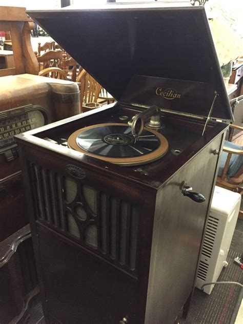 Antique Ceclian Hand Crank Record Player Where Can I Find Information