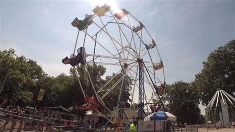 Bay Beach Amusement Park Opens Saturday New Ferris Wheel Coming Soon