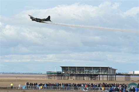 Amazing Sights On The Saturday Of Southport Air Show 2017 Liverpool Echo