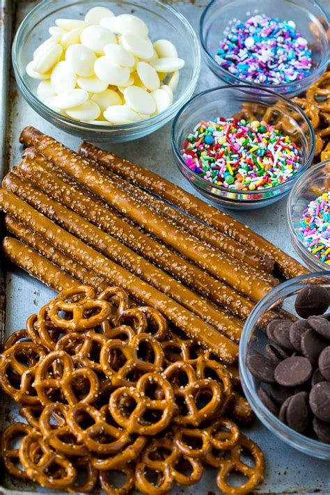 For these chocolate covered pretzels recipe, you can use either one of these two methods to cover them with candy melts: Chocolate Covered Pretzels - Dinner at the Zoo