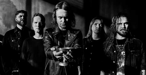 In Twilight's Embrace – Official Webstore