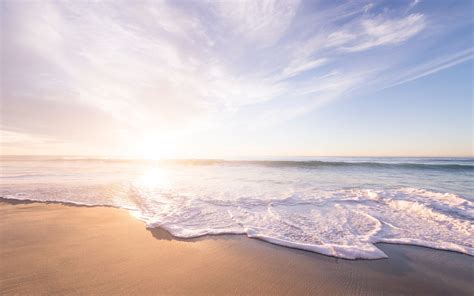 2880x1800 Beach Seashore Sunrise 5k Macbook Pro Retina Hd 4k Wallpapers