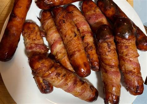 Easiest Way To Make Quick Bacon Wrapped Cheddar Brats America Ferrera