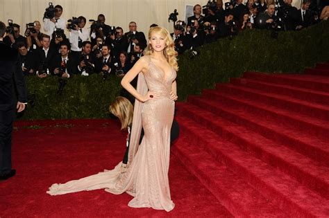 Blake Lively Wearing Gucci Gown 2014 Met Costume Institute Gala