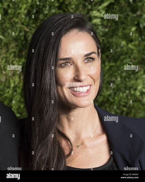 2015 Cfda Vogue Fashion Fund Awards Featuring Demi Moore Where New