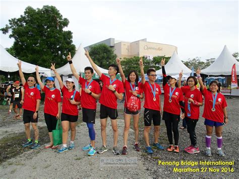 This year's run on the bridge is at km18 to km39; Penonton: Penang Bridge International Marathon 2016 - Top ...