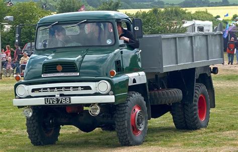 Ford Thames Trader Big Ford Trucks Ford Tractors Old Lorries