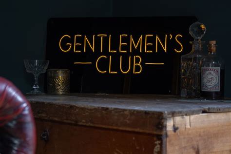 Gentlemens Club El Neon Sign By Light Up North Neon Signs