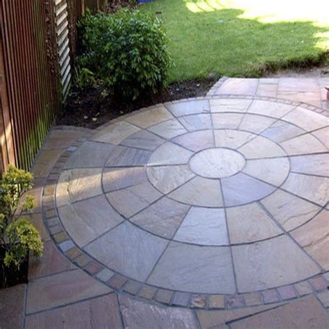 Autumn Brown Indian Sandstone Natural Circle Patio Paving Slabs Pack 2