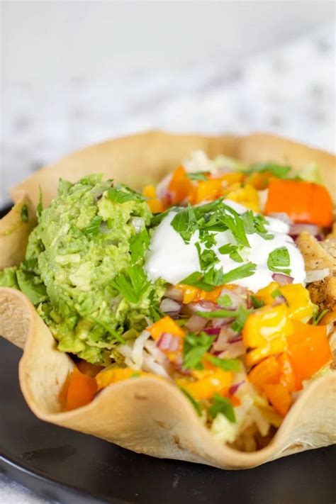 Grilled Chicken Taco Salad Bowls Chips Pepper Recipe Grilled