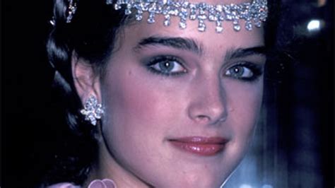 American Apparel Ceo Brooke Shields Eyebrows A Definite Yes